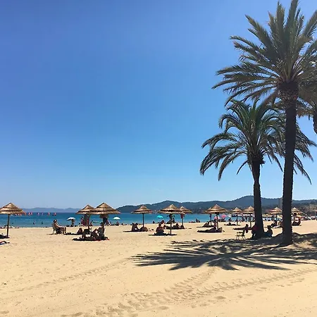 Apartment Le Lavandou, 3 Pieces, 4 Personnes - Fr-1-713-147 *