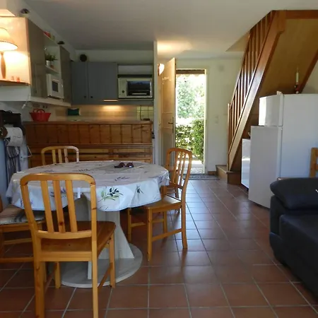Le Lavandou, 3 Pieces, 4 Personnes - Fr-1-713-147 *